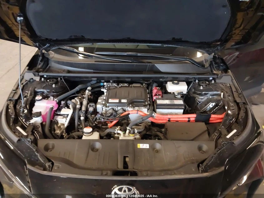 Toyota bZ4X Xle, снимка 10 - Автомобили и джипове - 54072606