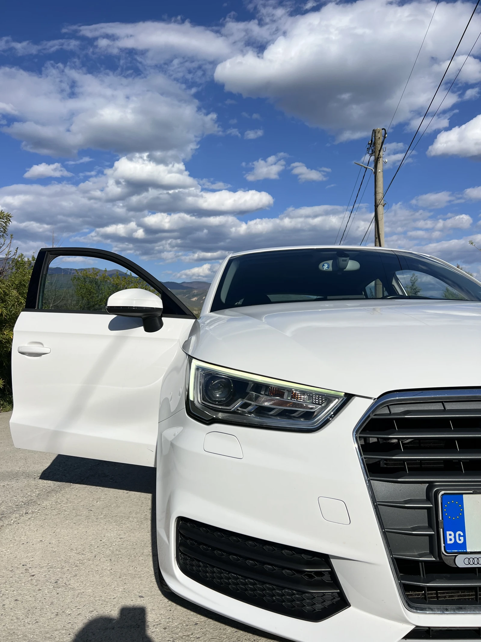 Audi A1 Sportback TFSI, снимка 3 - Автомобили и джипове - 54182789