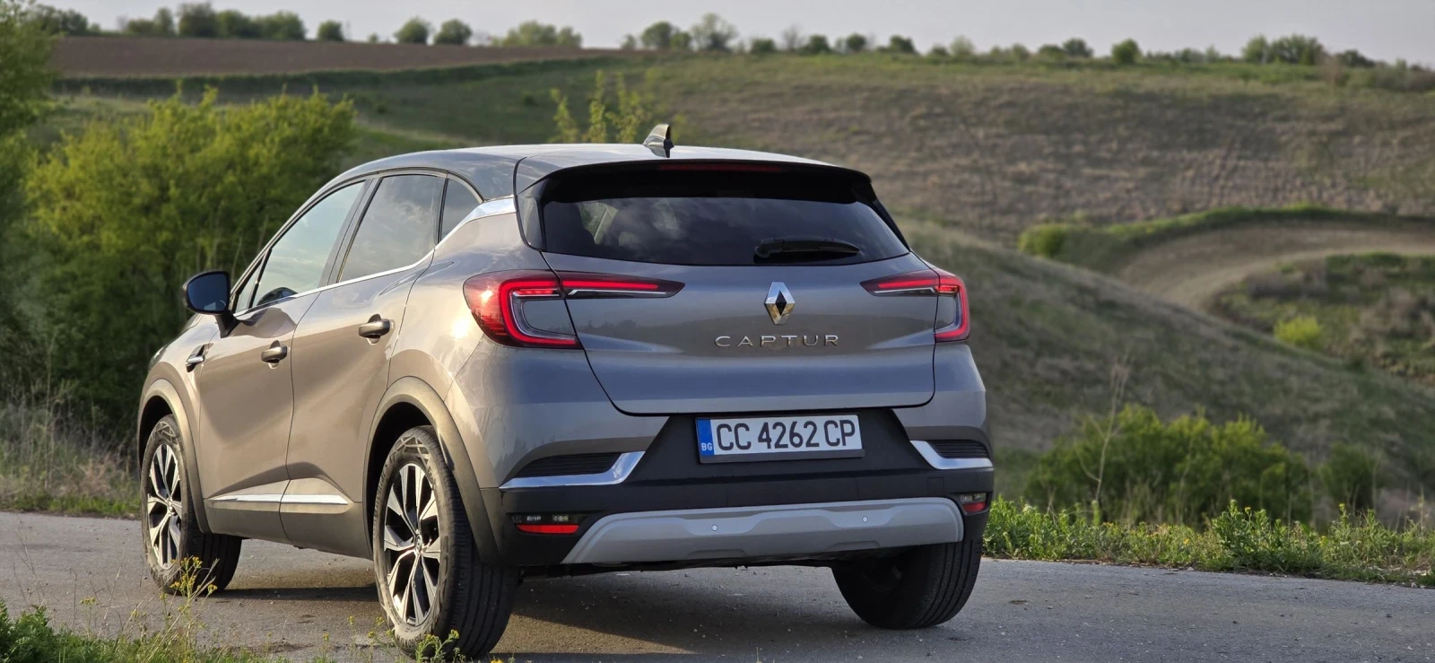 Renault Captur Renault Captur 1.3 TCe 18000км, снимка 5 - Автомобили и джипове - 54420082