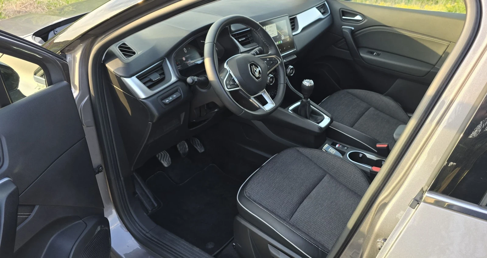 Renault Captur Renault Captur 1.3 TCe 18000км, снимка 8 - Автомобили и джипове - 54420082