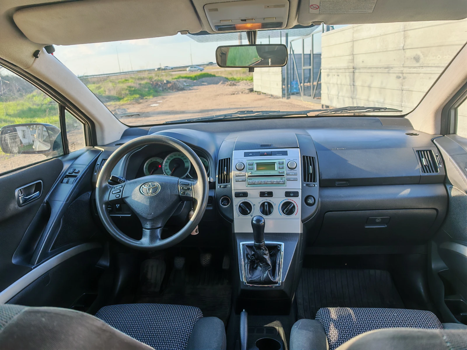 Toyota Corolla verso, снимка 5 - Автомобили и джипове - 54239028