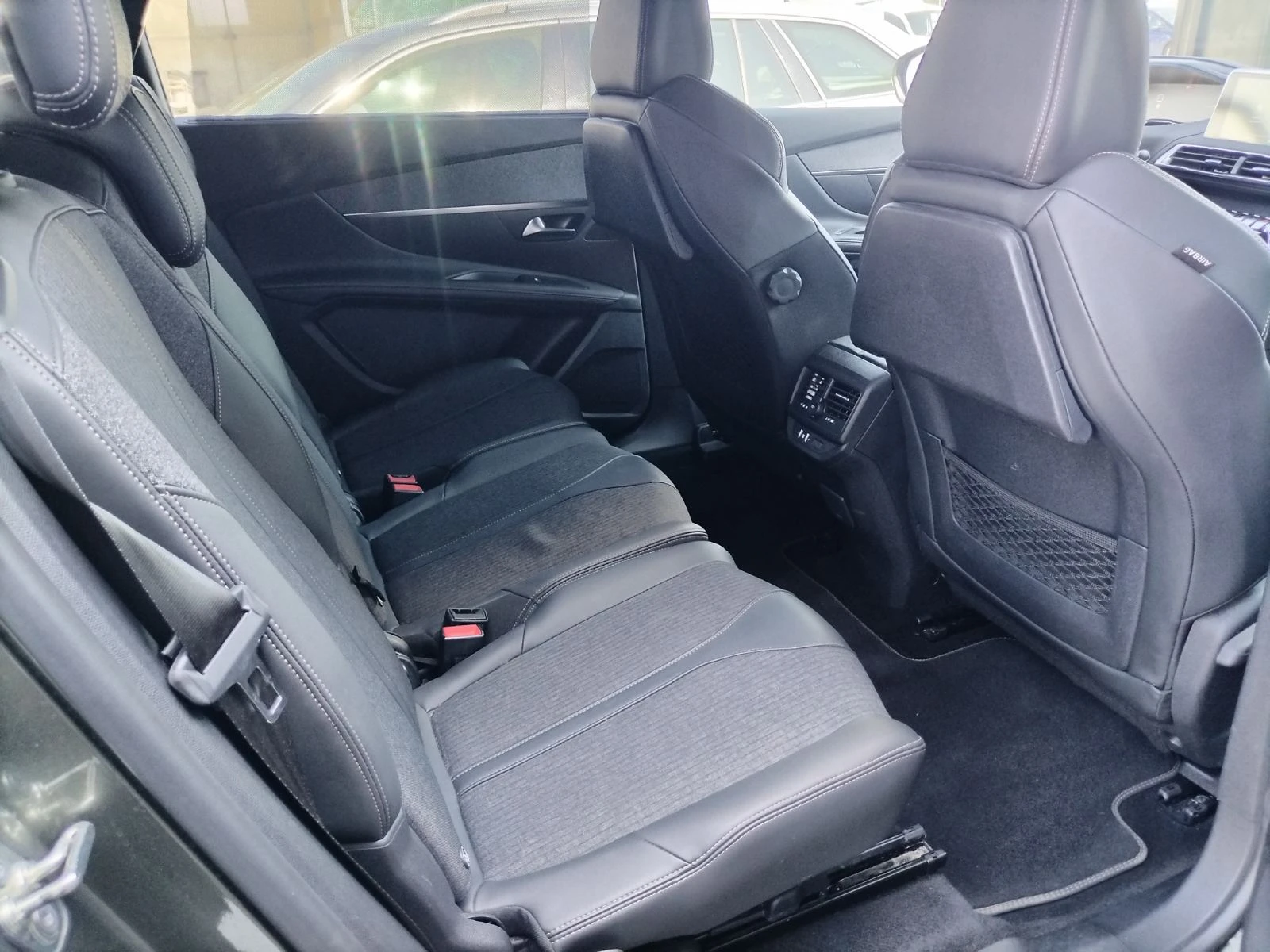 Peugeot 5008 1.5HDI/130 к.с.GT/6+ 1 места, снимка 13 - Автомобили и джипове - 54453513