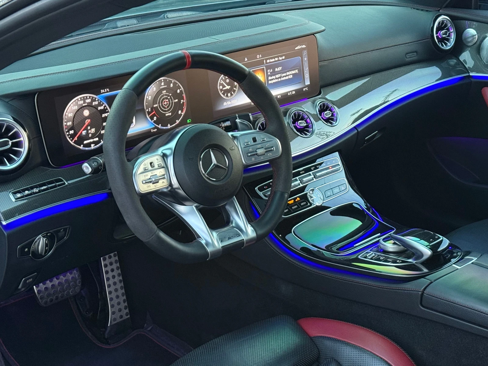 Mercedes-Benz E 53 AMG  4-MATIC+ FULL FULL ЛИЗИНГ, снимка 8 - Автомобили и джипове - 54798870