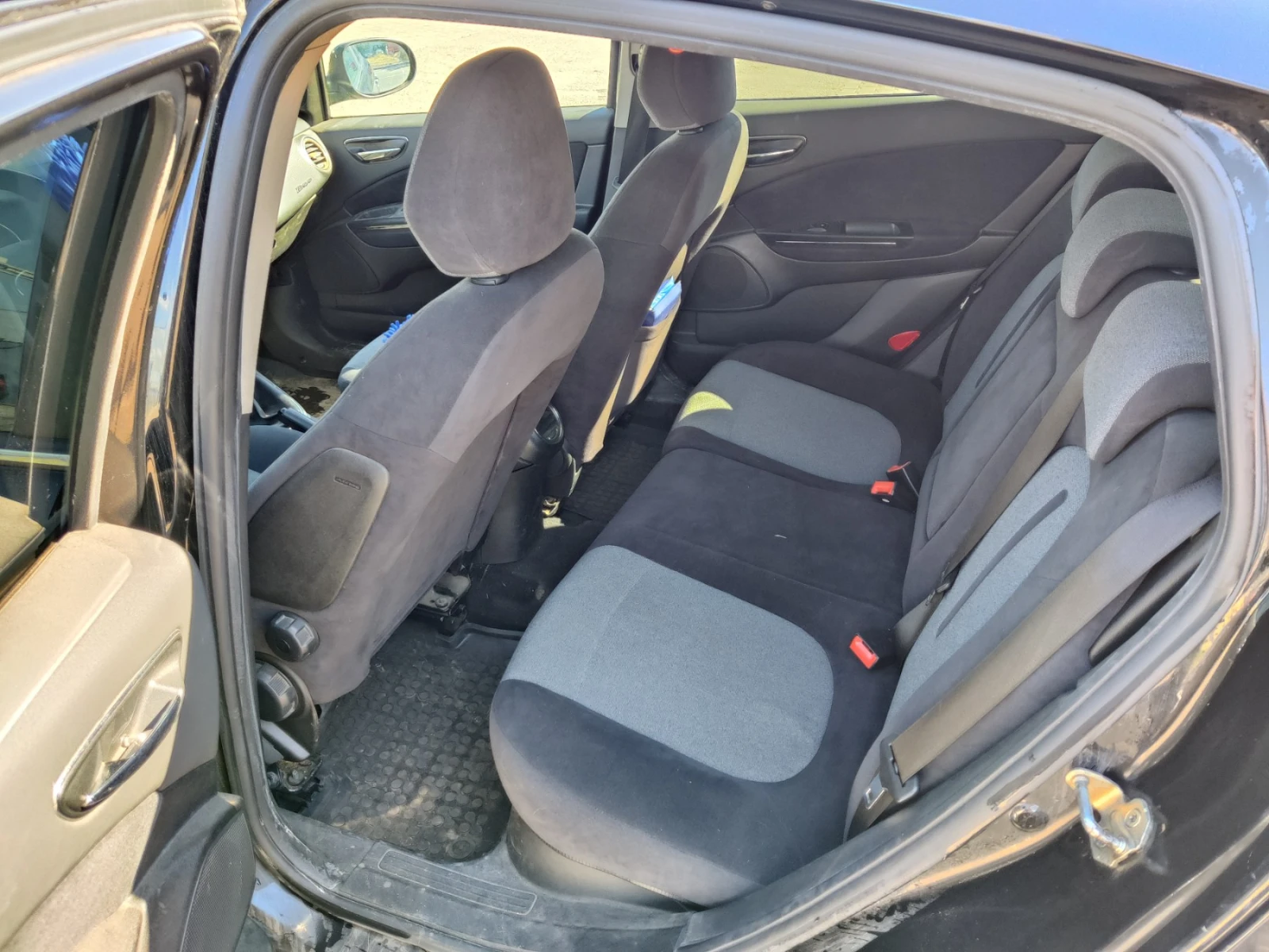 Fiat Bravo 1.9JTD 8v, снимка 11 - Автомобили и джипове - 55236888