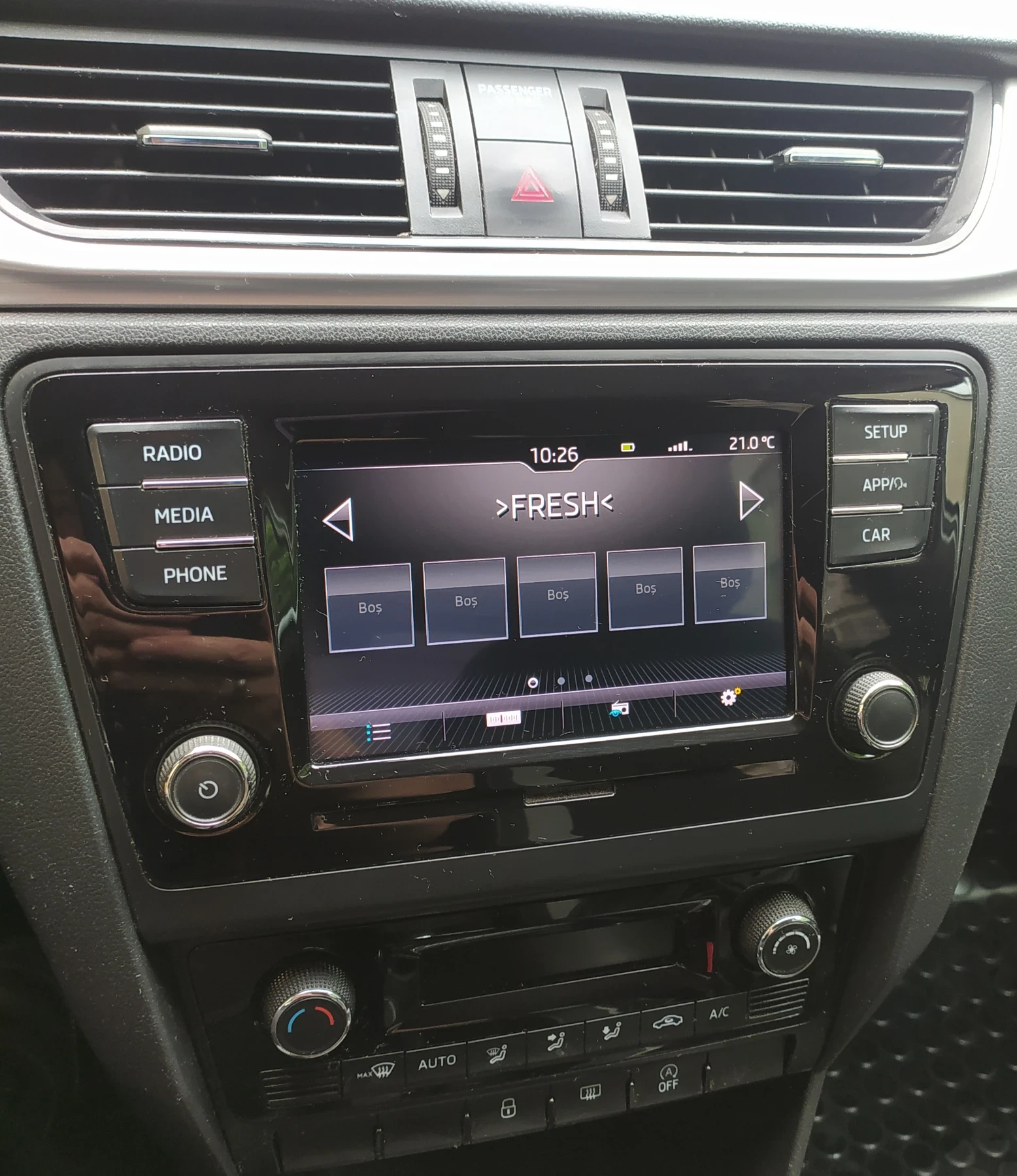 Skoda Rapid, снимка 5 - Автомобили и джипове - 55492167