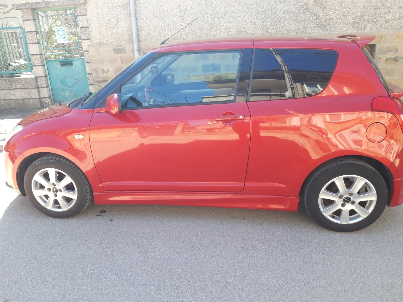 Suzuki Swift, снимка 4 - Автомобили и джипове - 55504834