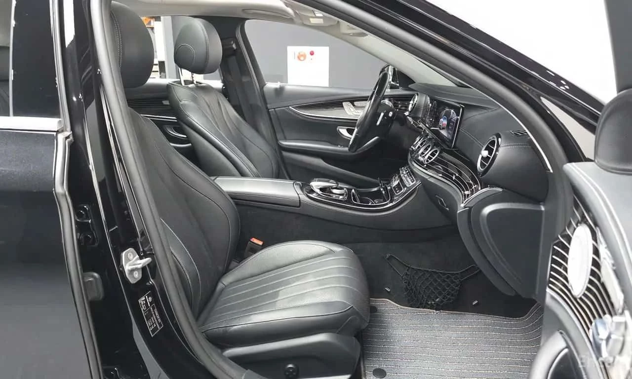 Mercedes-Benz E 400 КРАЙНА ЦЕНА ДО БЪЛГАРИЯ * АВТОКРЕДИТ, снимка 11 - Автомобили и джипове - 55571524