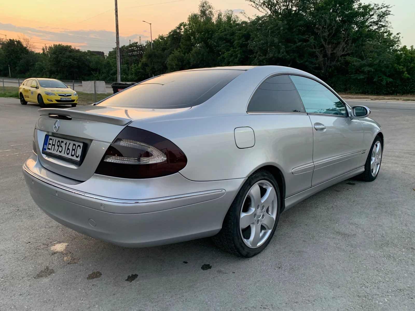 Mercedes-Benz CLK, снимка 10 - Автомобили и джипове - 55738124