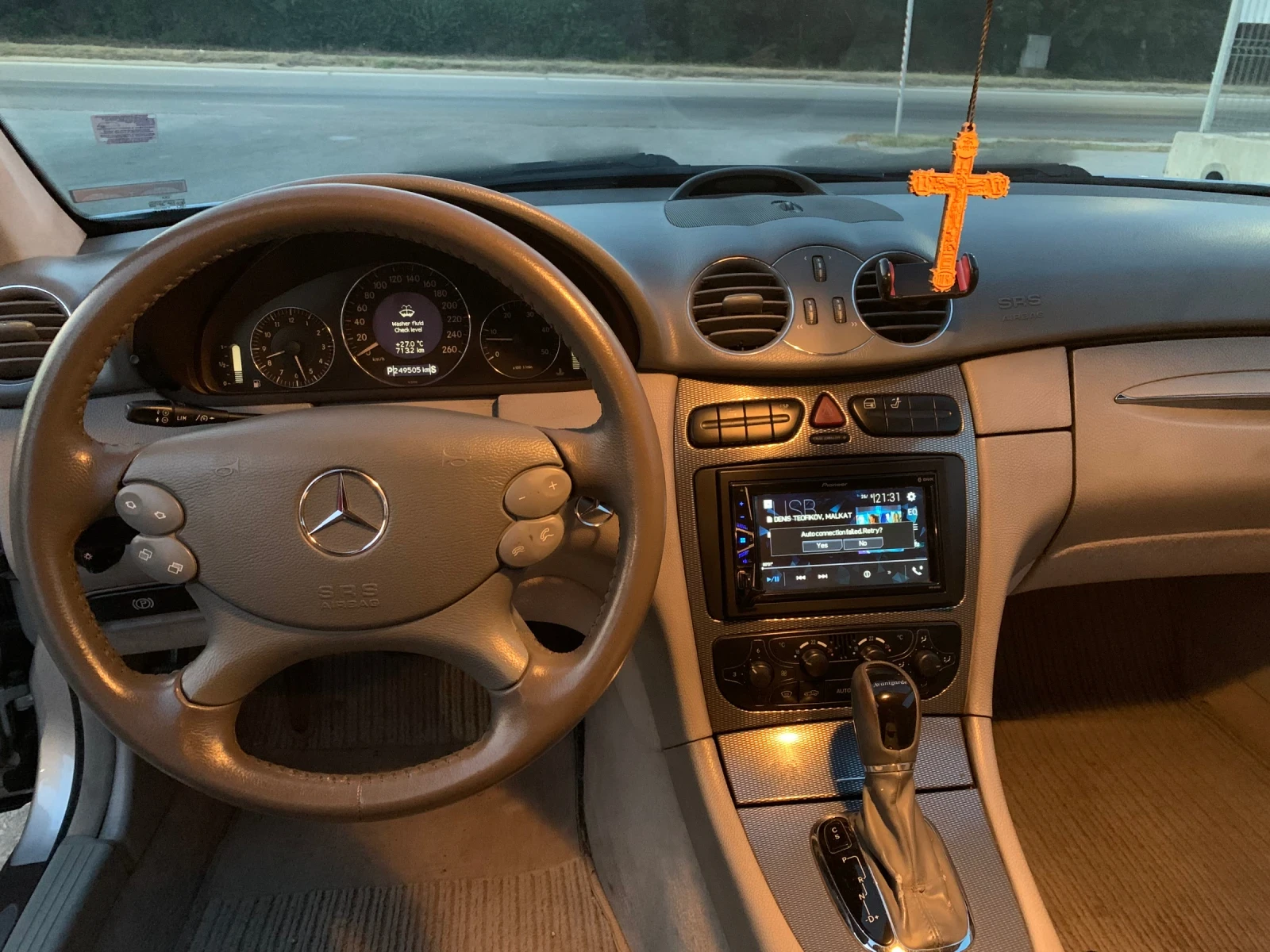 Mercedes-Benz CLK, снимка 11 - Автомобили и джипове - 55738124