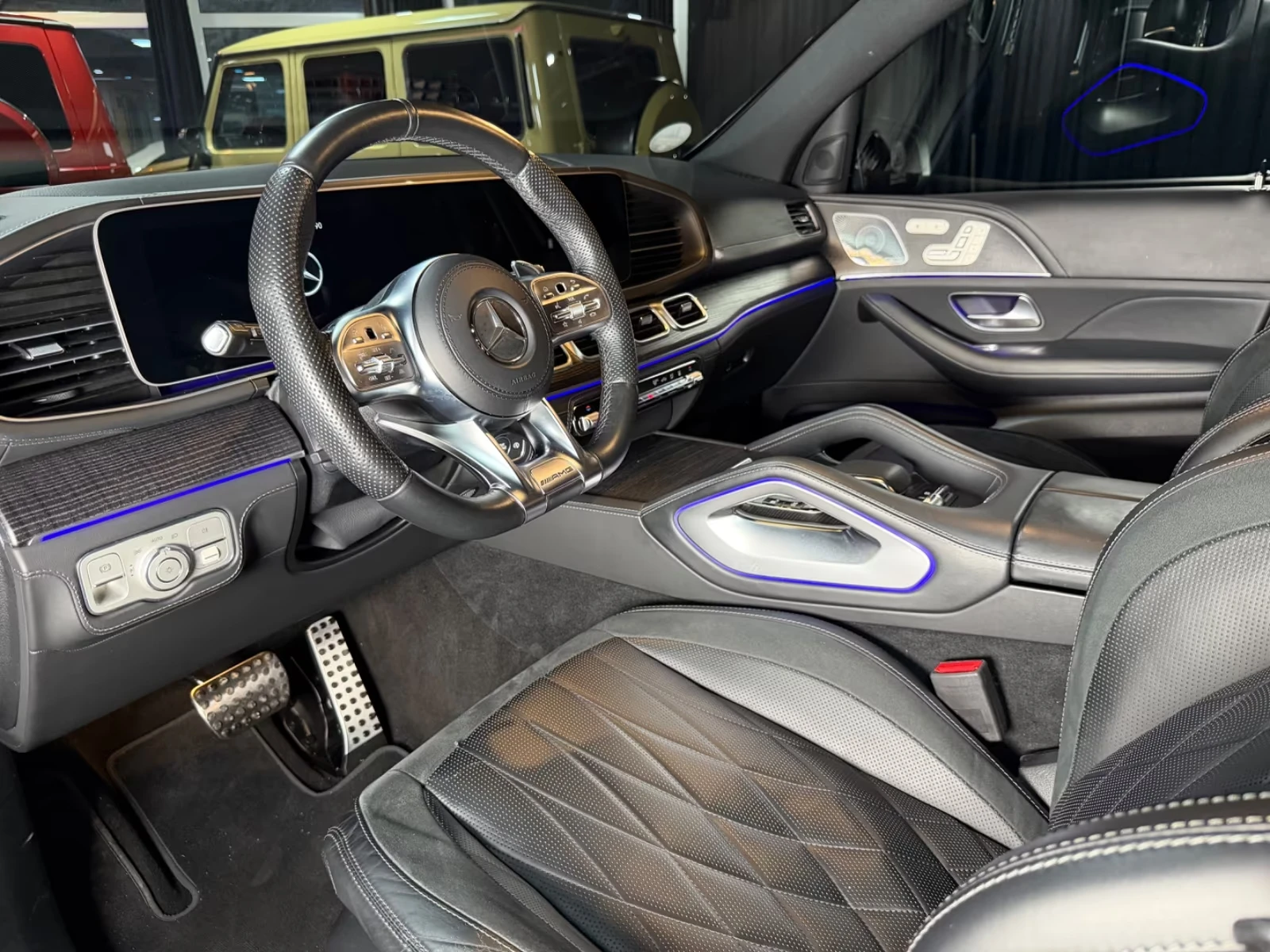 Mercedes-Benz GLS 63 AMG 4M/612HP/7S/PANO/360/BURM./330h, снимка 6 - Автомобили и джипове - 55789217