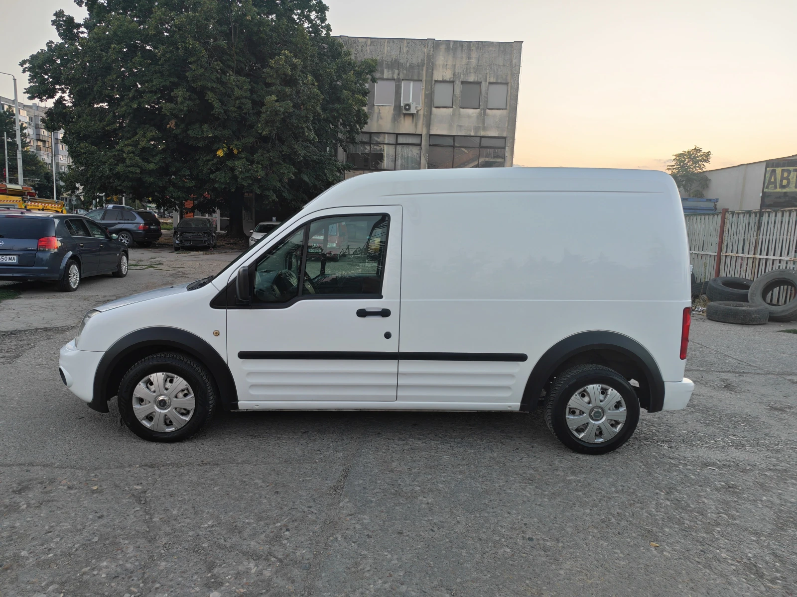 Ford Connect 1.8D-КЛИМАТИК, снимка 8 - Автомобили и джипове - 55827006
