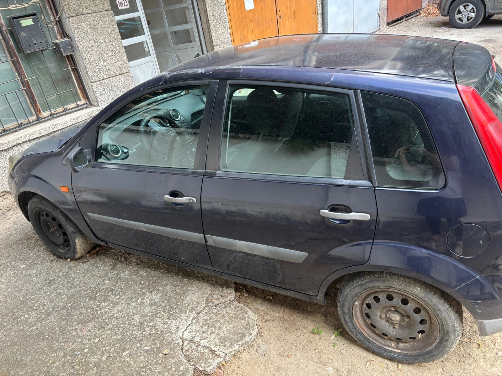 Ford Fiesta 1 3 l, снимка 2 - Автомобили и джипове - 56196256