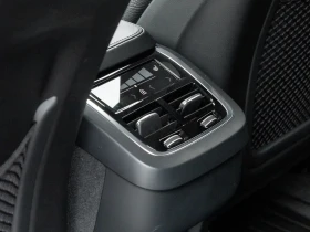 Volvo Xc90 B6 AWD CORE ЦЕНА ДО БГ РЕГИСТРАЦИЯ & АВТОКРЕДИТ, снимка 16