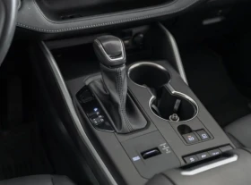 Toyota Highlander 2.5 HYBRID* AWD-I* E-CVT* Trend* 7-Mестен* Лизинг, снимка 13