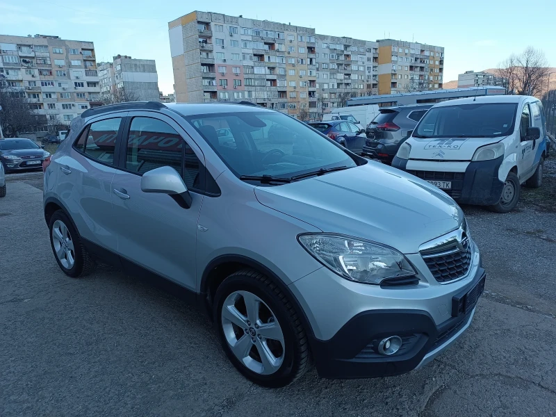 Opel Mokka, снимка 2 - Автомобили и джипове - 48383843