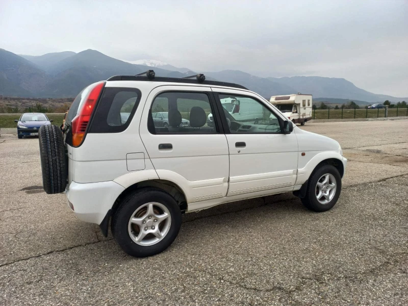 Daihatsu Terios 1.3 I 4x4 &#39;КЛИМАТИК&#39;, снимка 3 - Автомобили и джипове - 49548680