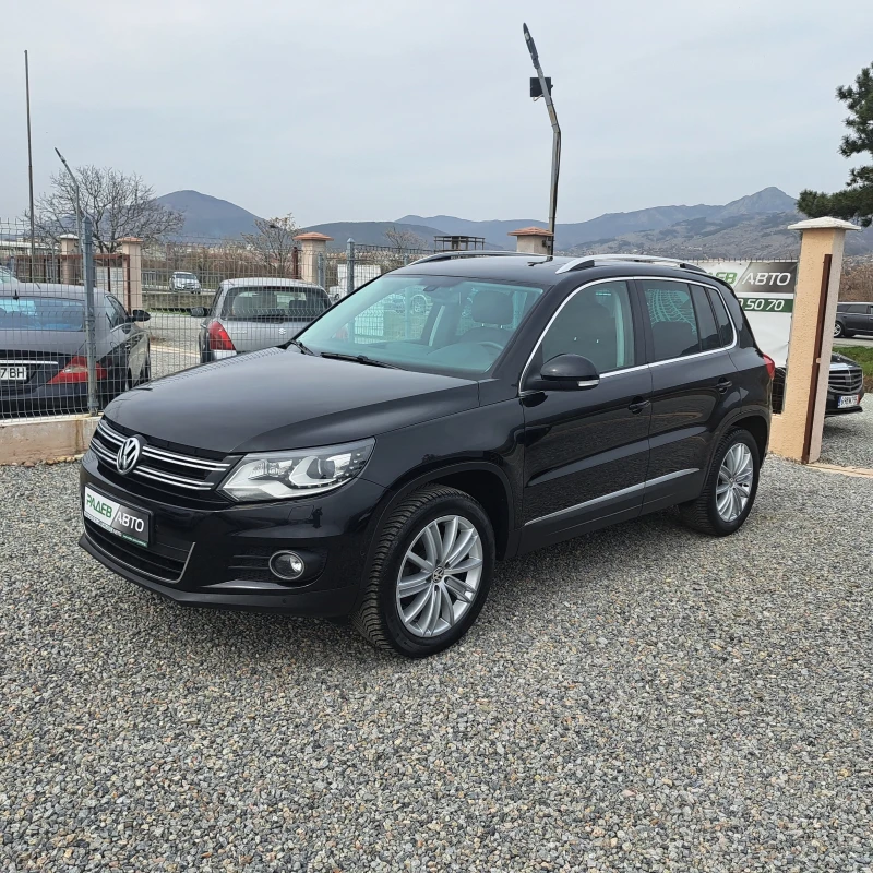 VW Tiguan 4 MOTION* PANO* NAVI* LED* KEYLESS* КОЖА* ПОДГРЕВ*, снимка 3 - Автомобили и джипове - 49505095