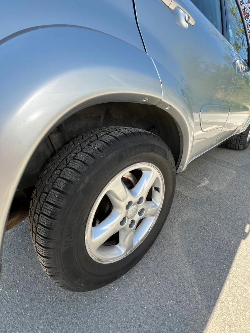 Toyota Rav4, снимка 4 - Автомобили и джипове - 52347616