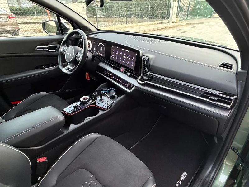 Kia Sportage GT-Line 1.6 CRDi ХИБРИД/ПАНОРАМА/ДИГИТАЛ/ГАРАНЦИЯ, снимка 10 - Автомобили и джипове - 52713434