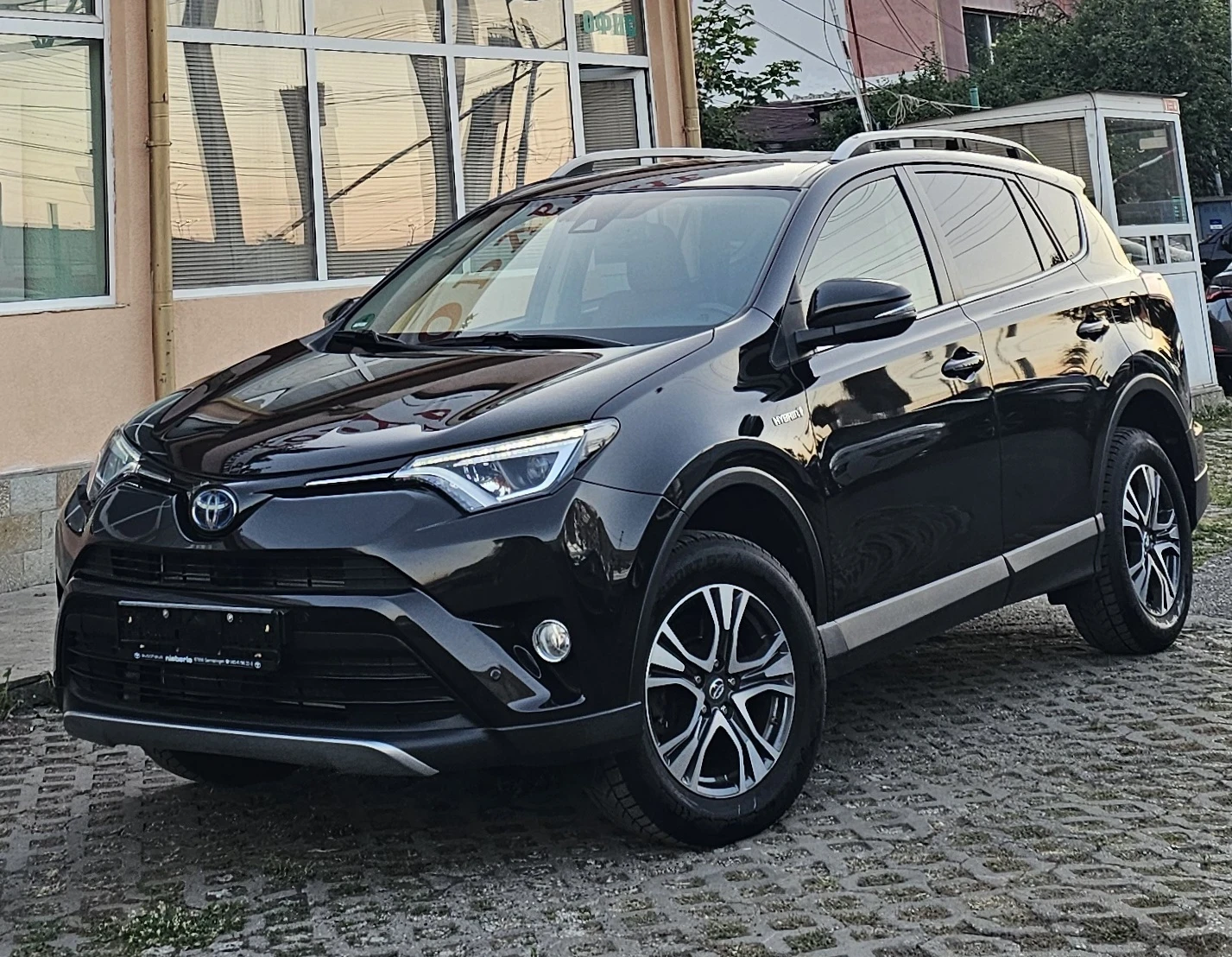 Toyota Rav4 2.5 Hybrid Executive Facelift Дистроник 