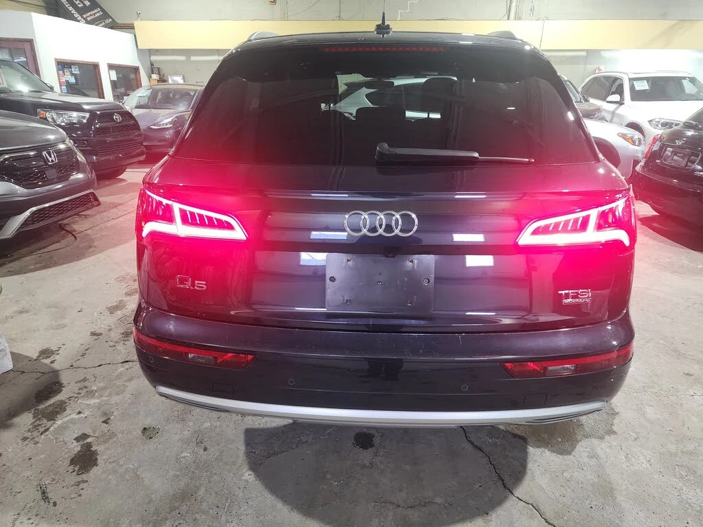 Audi Q5 quattro Premium, снимка 6 - Автомобили и джипове - 54519603