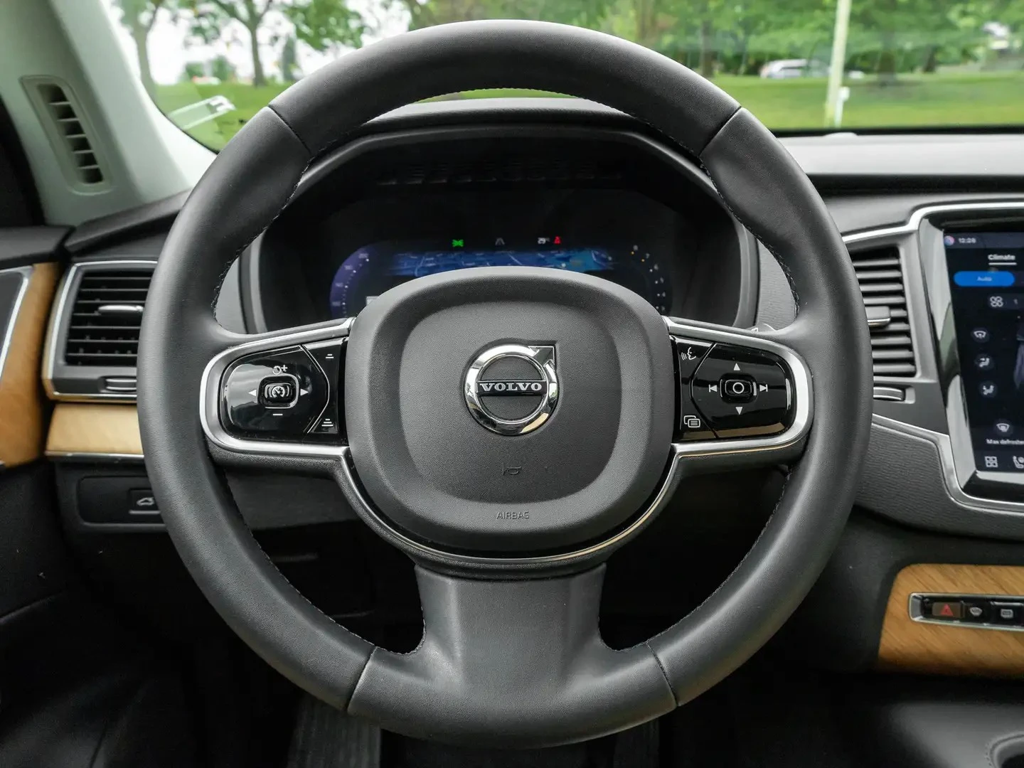 Volvo Xc90 B6 AWD CORE ЦЕНА ДО БГ РЕГИСТРАЦИЯ & АВТОКРЕДИТ, снимка 8 - Автомобили и джипове - 55327195