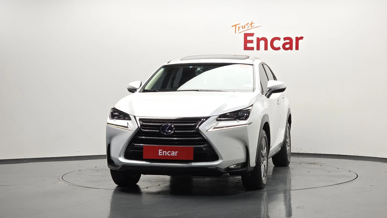 Lexus NX 300h* ЛЮК* ПОДГРЕВ ВОЛАН* КРАЙНА ЦЕНА, снимка 3 - Автомобили и джипове - 55367118