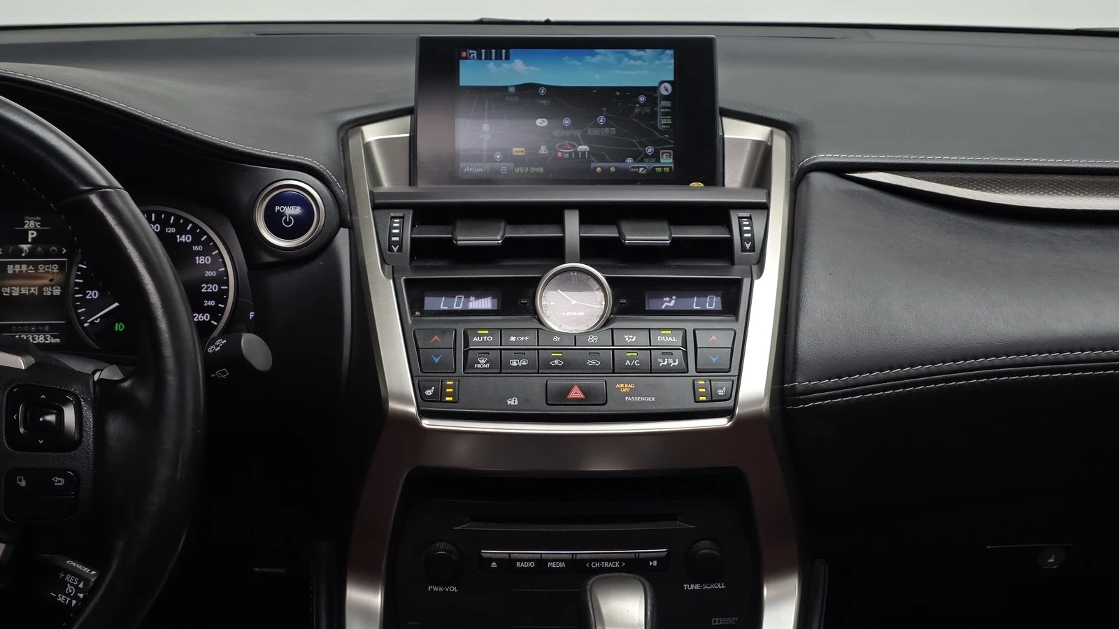 Lexus NX 300h* ЛЮК* ПОДГРЕВ ВОЛАН* КРАЙНА ЦЕНА, снимка 14 - Автомобили и джипове - 55367118