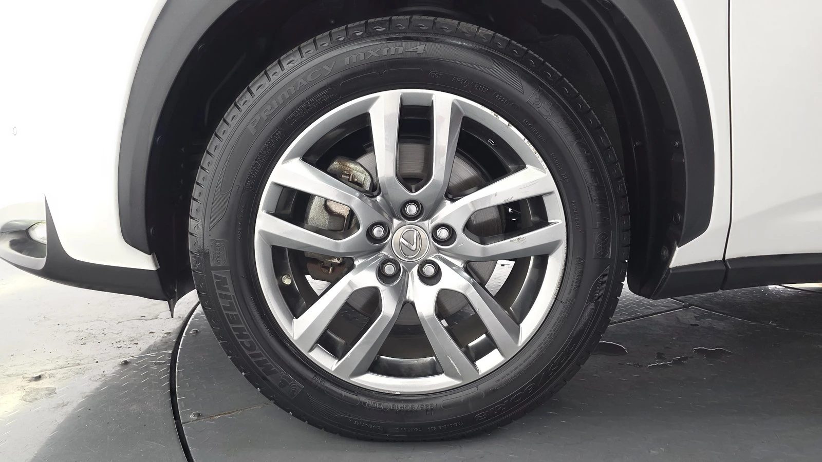 Lexus NX 300h* ЛЮК* ПОДГРЕВ ВОЛАН* КРАЙНА ЦЕНА, снимка 5 - Автомобили и джипове - 55367118