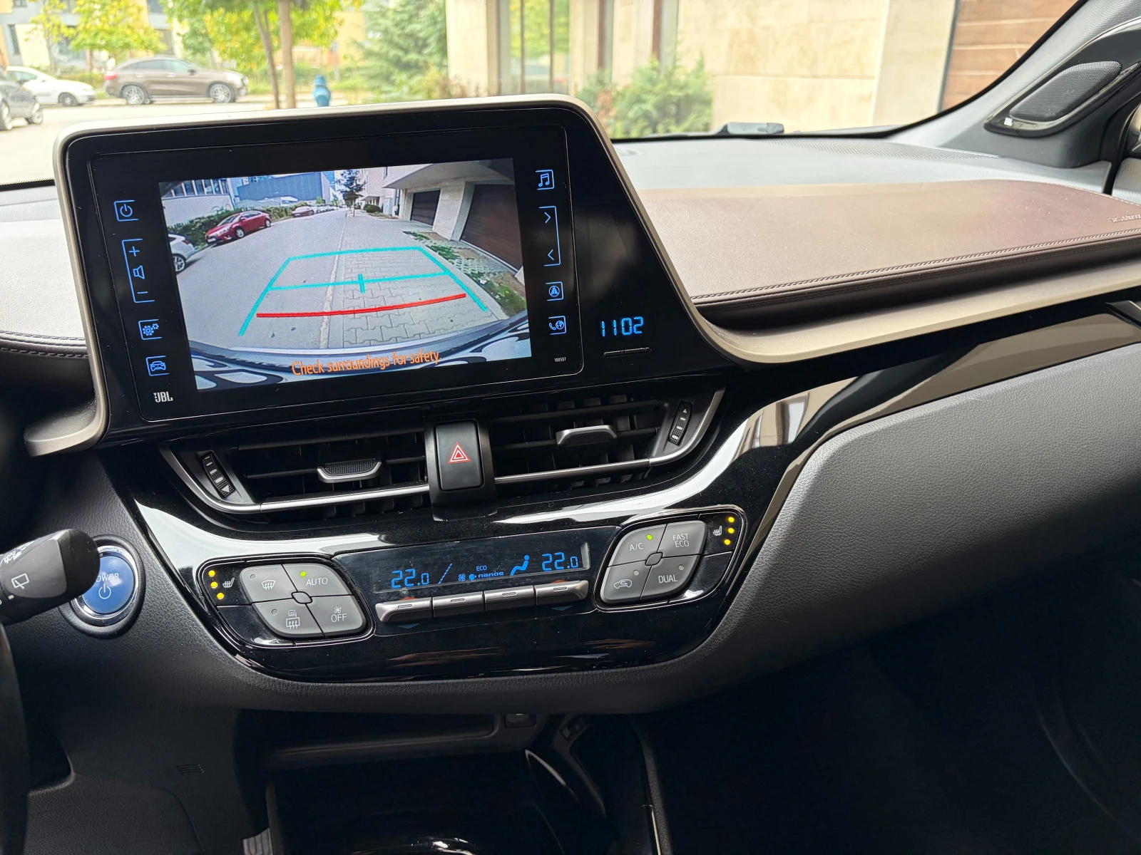 Toyota C-HR 1.8Hybrid e-CVT Classy- � �������� | Mobile.bg � ����������� 12