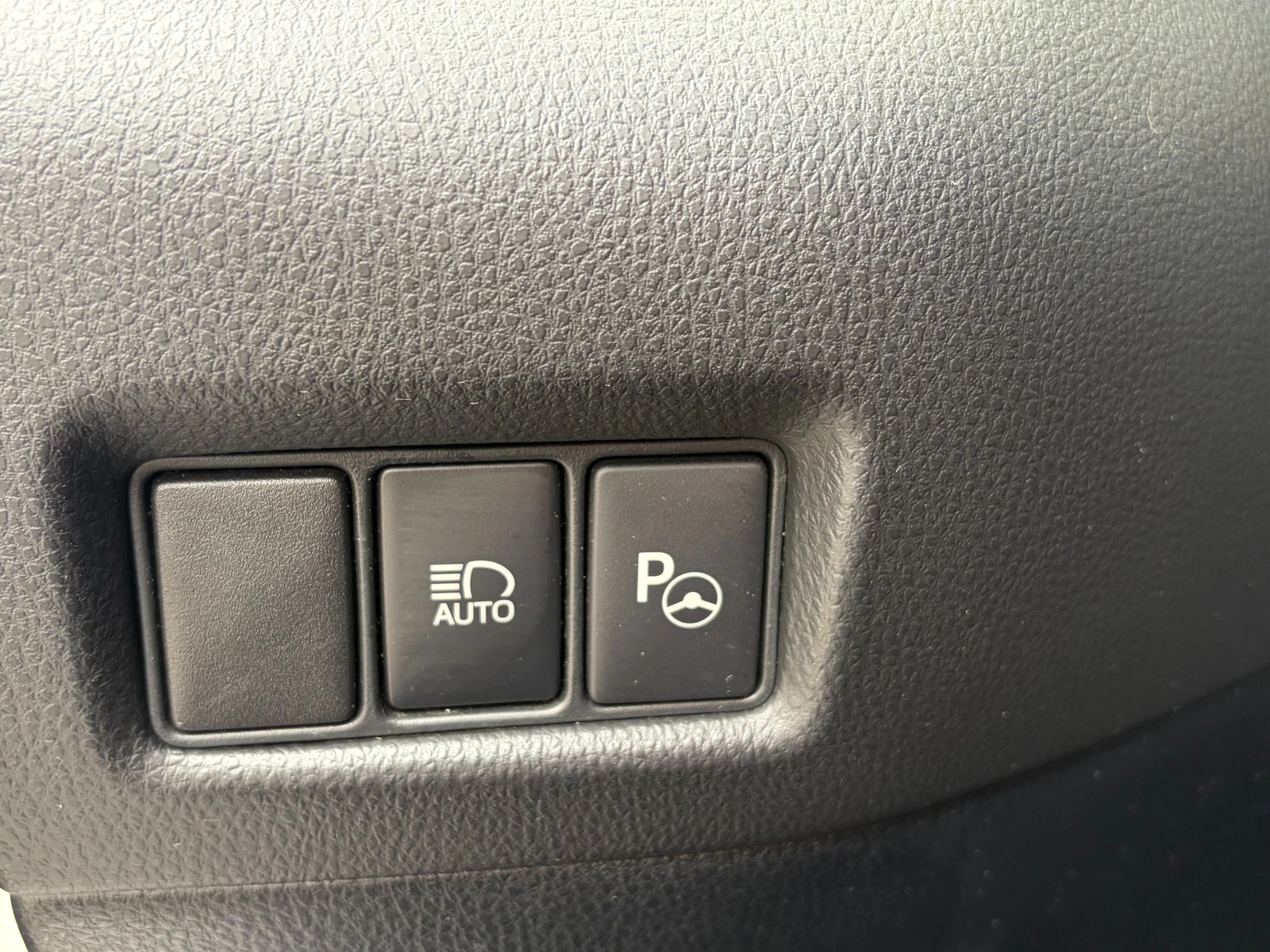 Toyota C-HR 1.8Hybrid e-CVT Classy- � �������� | Mobile.bg � ����������� 9