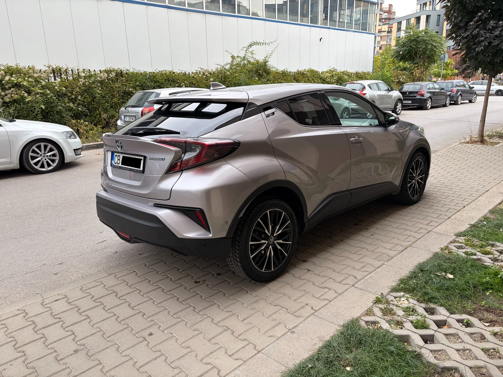 Toyota C-HR 1.8Hybrid e-CVT Classy- � �������� | Mobile.bg � ����������� 3