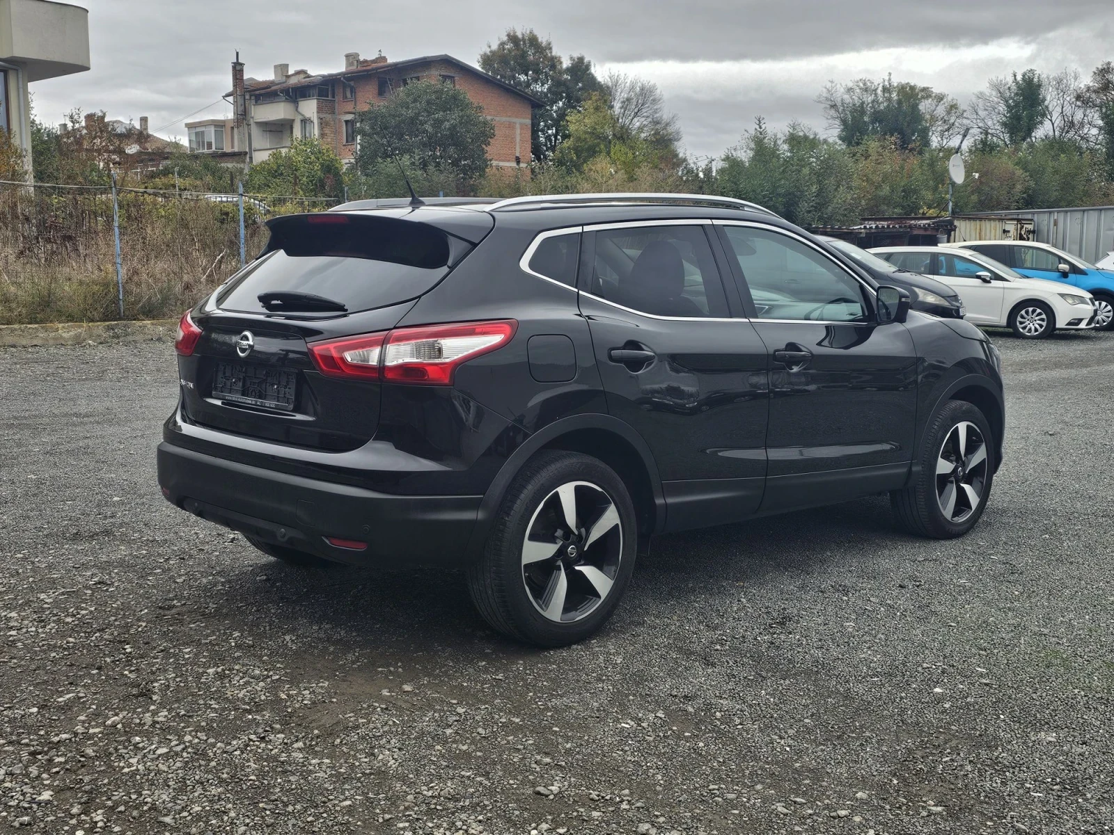 Nissan Qashqai 1.6DCI    131ps, снимка 4 - Автомобили и джипове - 56697096