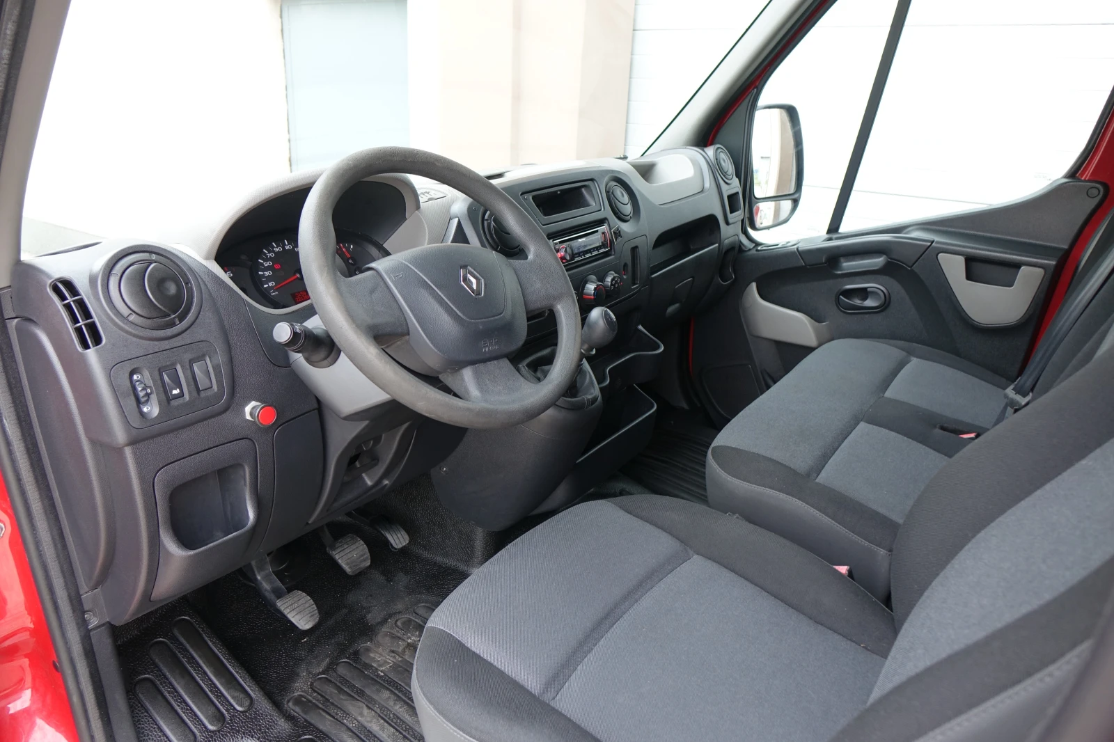 Renault Master 2.3DCI - изображение 10