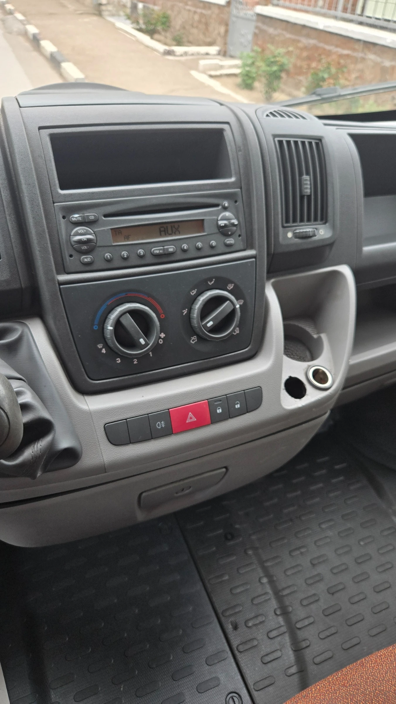 Fiat Ducato Двоен хладилен, снимка 10 - Бусове и автобуси - 54643938