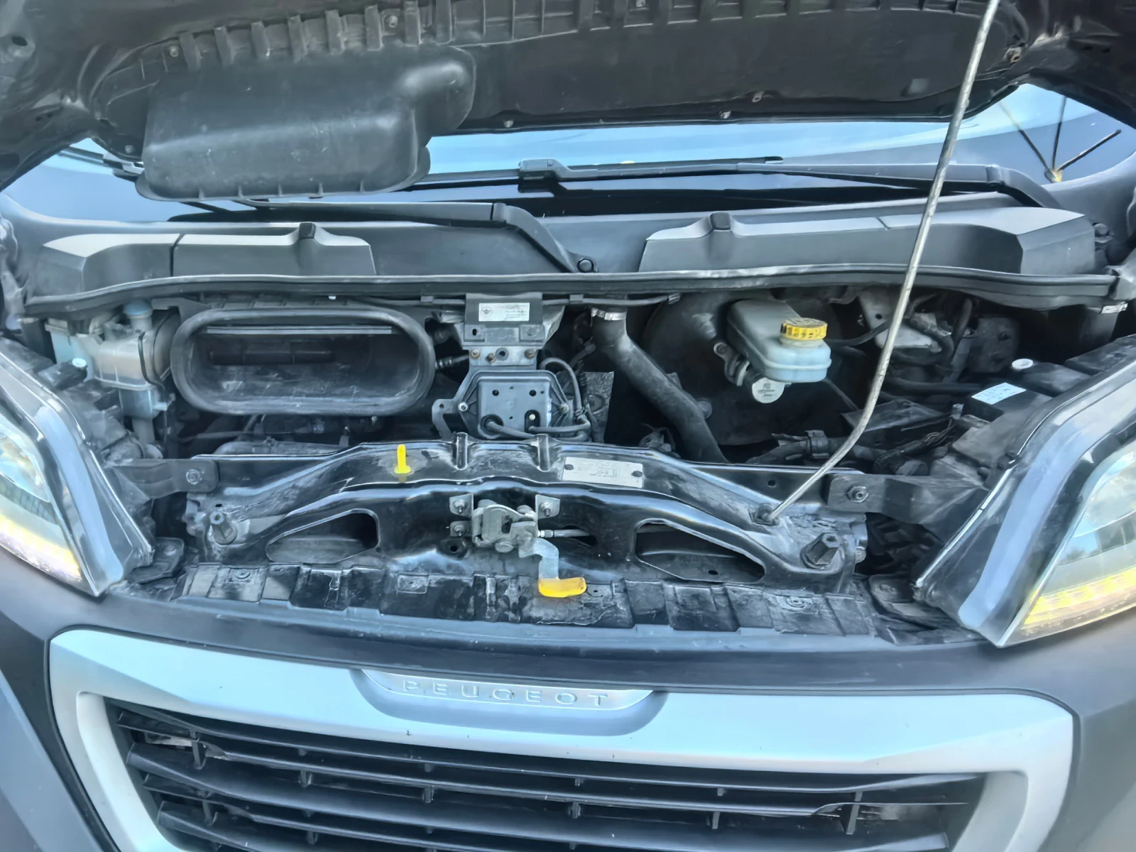 Peugeot Boxer, снимка 9 - Бусове и автобуси - 55303741
