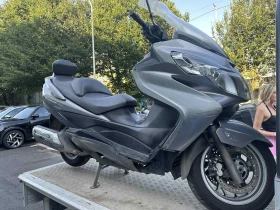     Suzuki Burgman 400.