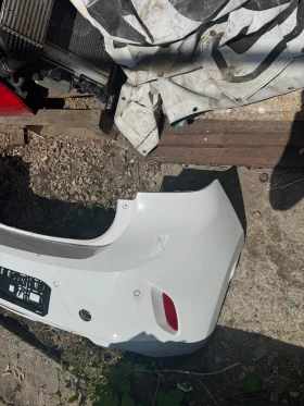 Opel Corsa F задна броня с отвори за парктроници цената е без тях , снимка 2