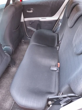 Toyota Yaris, снимка 15
