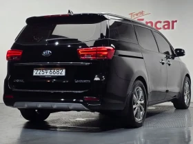 Kia Carnival 7-Seater Limousine Vip, снимка 2