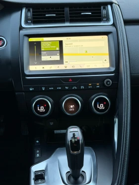 Jaguar E-pace 2.0D AWD АВТОМАТ, снимка 13