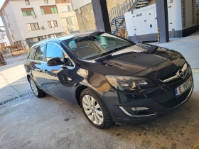 Opel Astra Sports Tourer 1.4 турбо , Cosmo , Фабрична газ, снимка 1