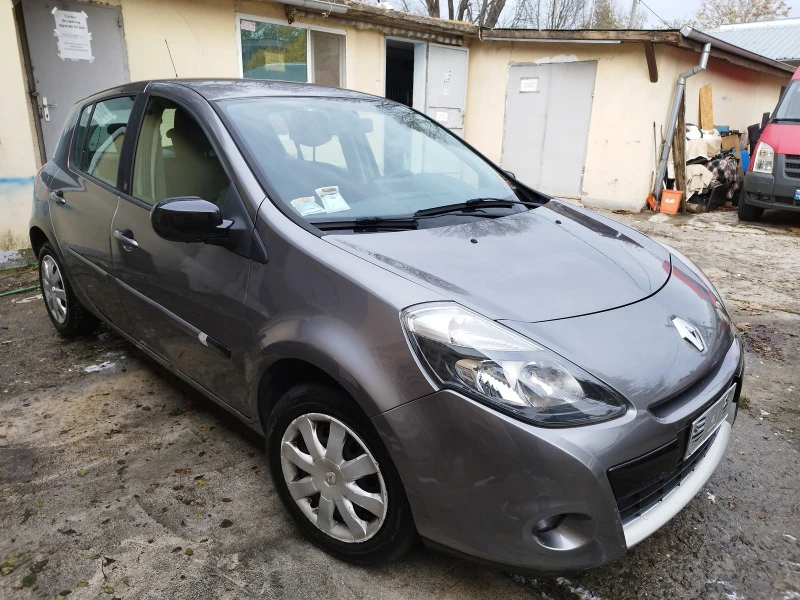 Renault Clio 1.2 турбо поръчкова, снимка 3 - Автомобили и джипове - 43152747