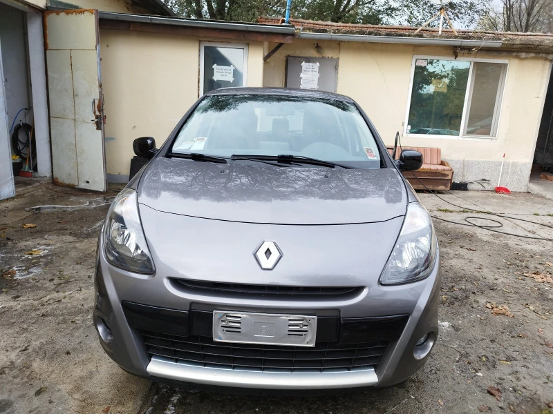 Renault Clio 1.2 турбо поръчкова, снимка 2 - Автомобили и джипове - 43152747