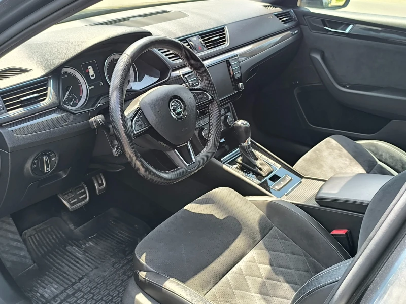 Skoda Superb 4x4 Sport line, снимка 8 - Автомобили и джипове - 48233132