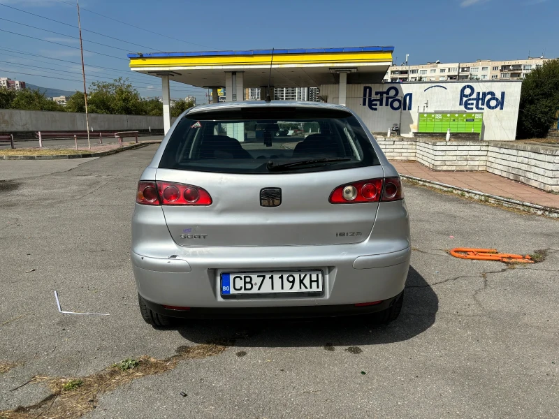 Seat Ibiza 1.4 16V 101, снимка 7 - Автомобили и джипове - 47091775