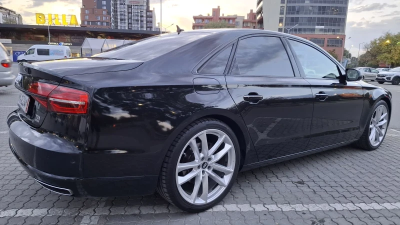 Audi A8 AUDI A8 3.0TDI сменени вериги 100%реални километри, снимка 11 - Автомобили и джипове - 47551951