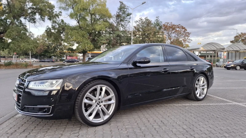 Audi A8 AUDI A8 3.0TDI сменени вериги 100%реални километри, снимка 1 - Автомобили и джипове - 47551951