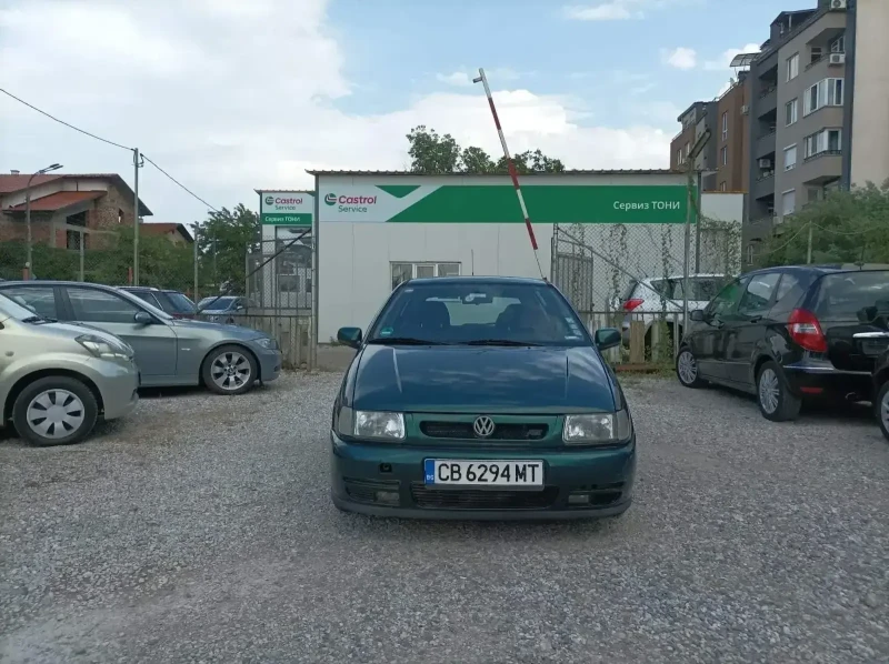 VW Polo 1.6, снимка 2 - Автомобили и джипове - 47688322