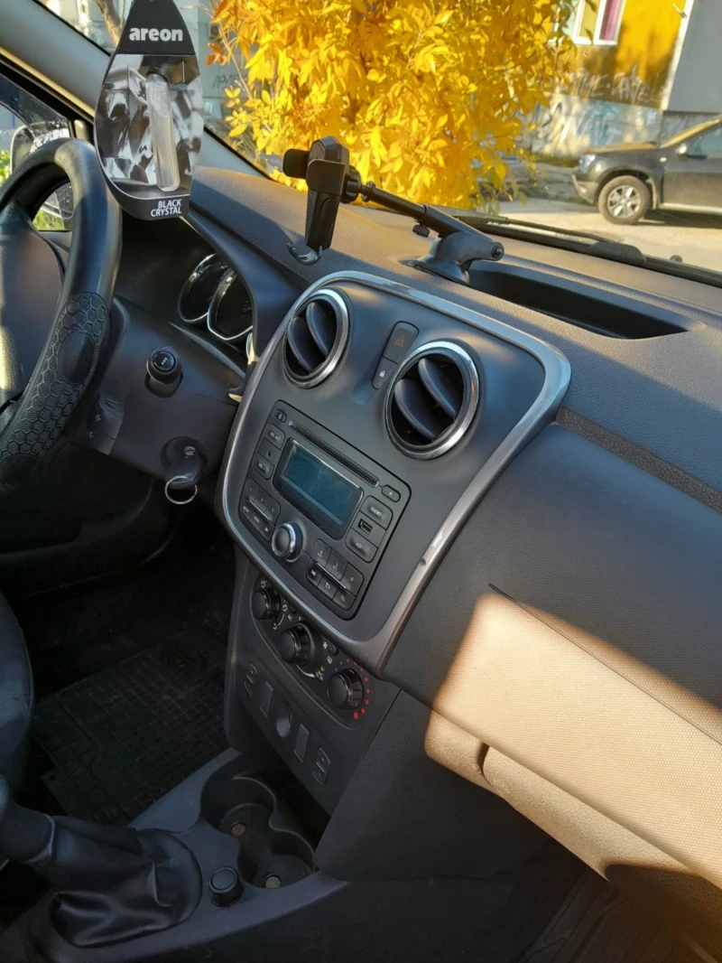 Dacia Sandero Stepway , снимка 7 - Автомобили и джипове - 47832039